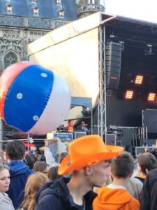 Koningsdag middelburg standbal